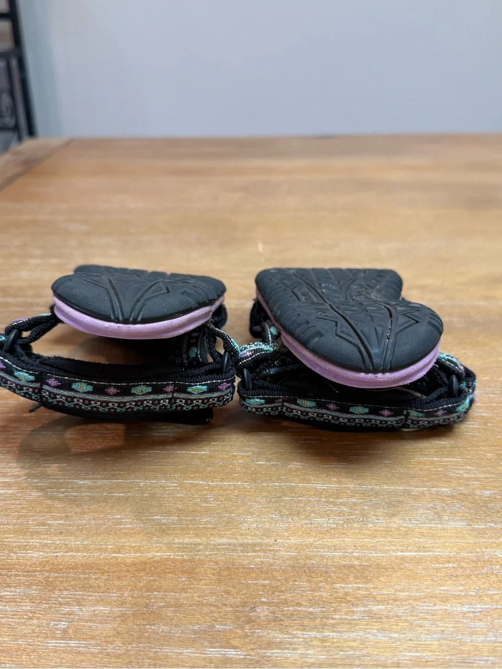Teva Kids Hurricane Sandal Waterproof Hiking Casual Black Purple Size 13